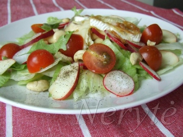 salotos_brie