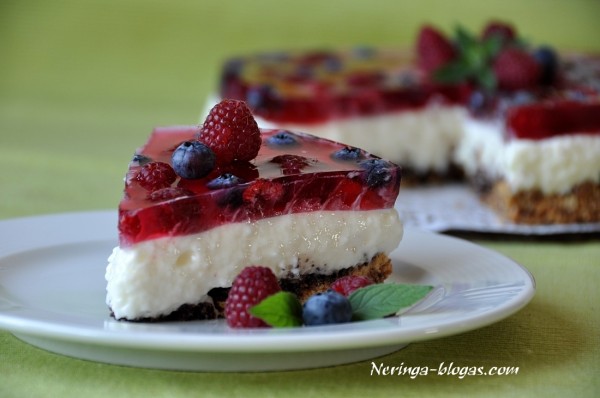 nekeptas_tortas