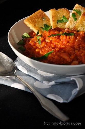 curry su raudonaisiais lesiais