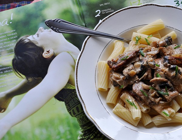 tortiglioni, kiaulienos ispjova ir dz. pomidorai