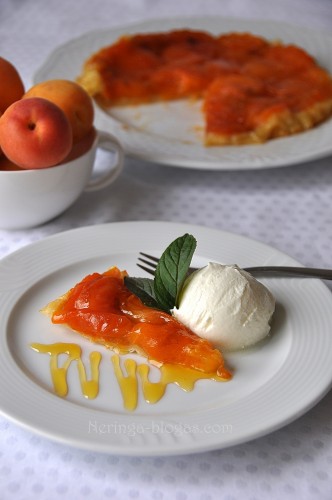tarta tatin su abrikosais