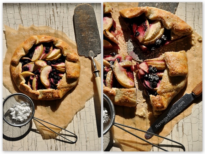 galette su melynemi ir obuoliais