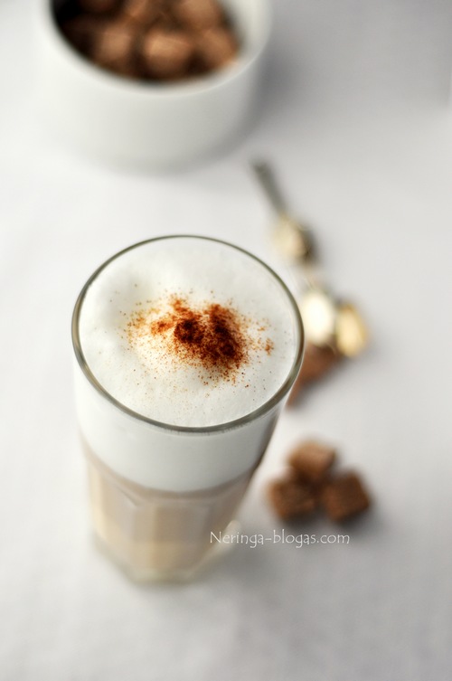 Kuo skiriasi latte nuo macchiato