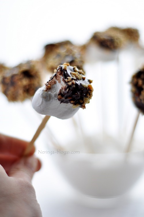 marshmallows saldainiai