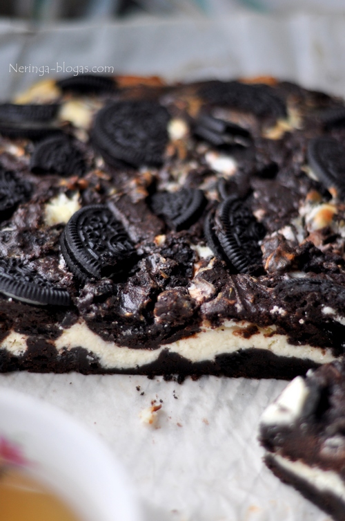 wnis su oreo sausainiais