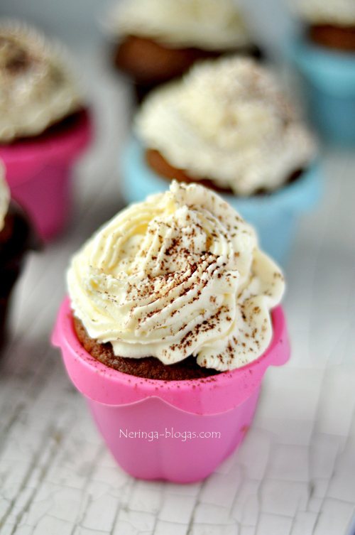 tiramisu keksiukai